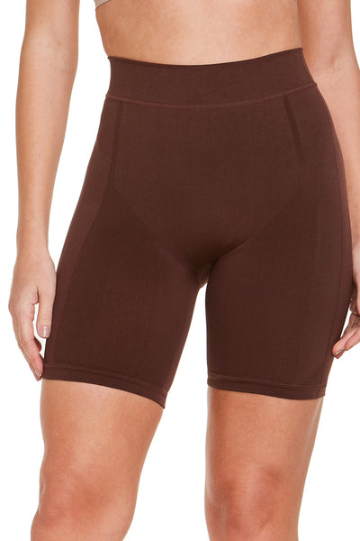 Bermuda Modeladora Cintura Média Levanta Bumbum Marrom