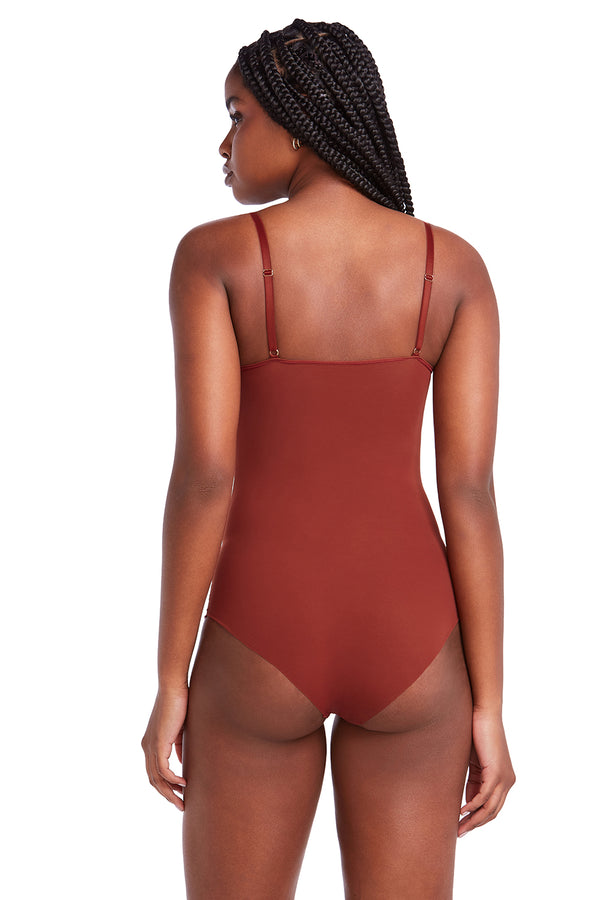 Body Invisível Com Bojo Terra