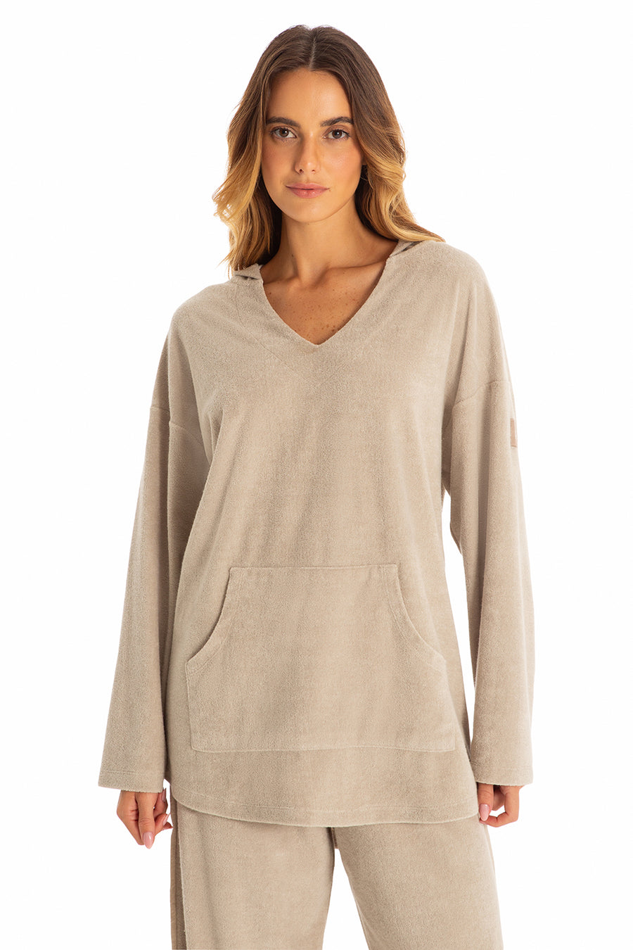 Blusa Estonada Com Capuz Manga Longa Athleisure Spa Platinum