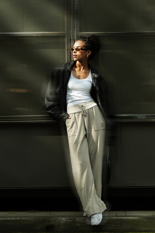 Calça Pantalona Estonada Com Bolso Athleisure Spa Platinum