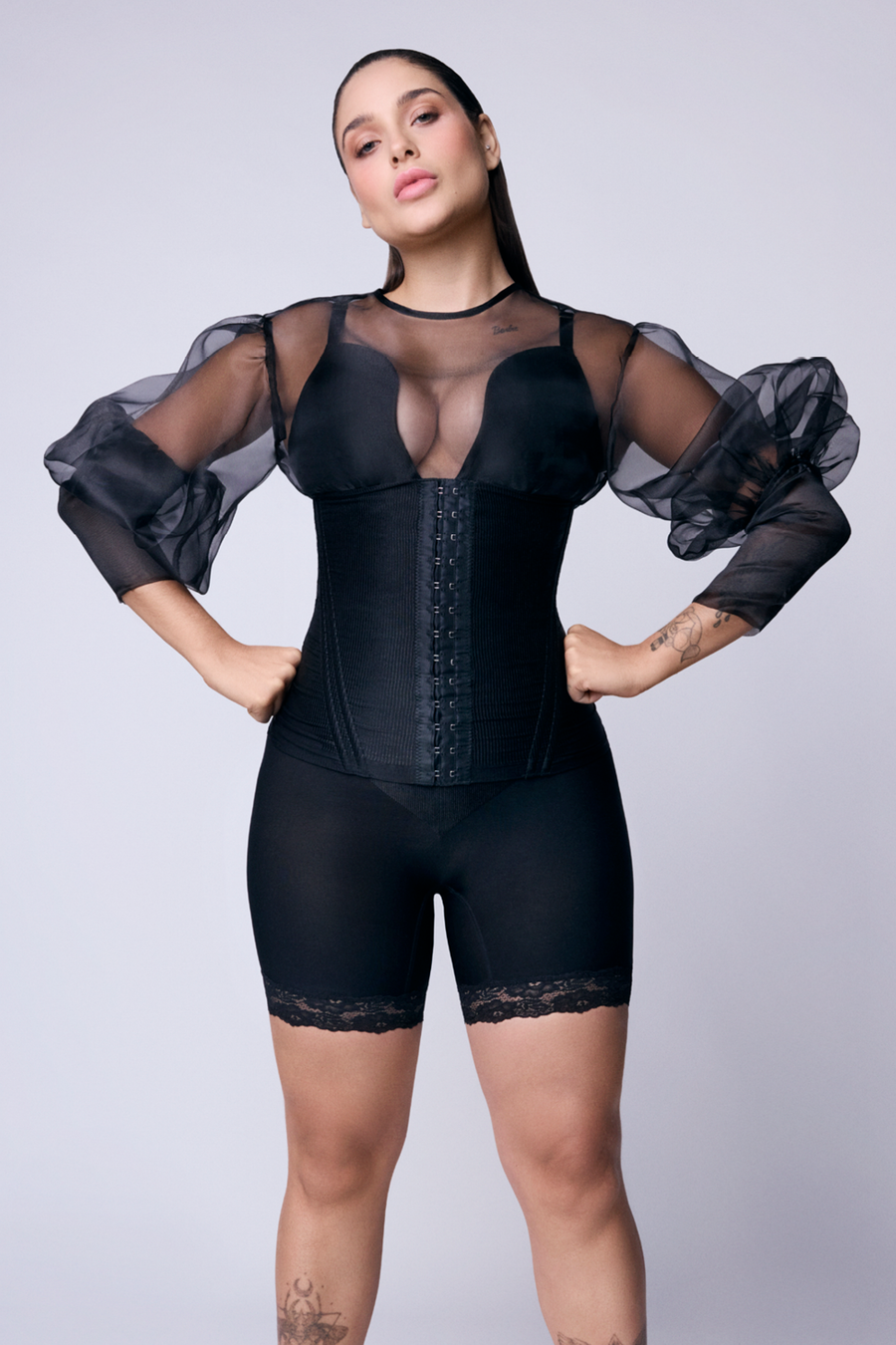 Corset Modelador Com Barbatana E Tecido Leve Afina Cintura Black